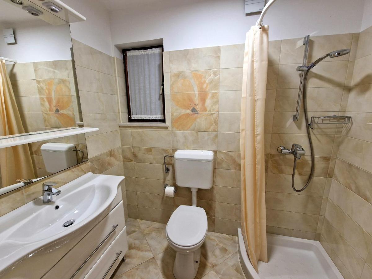 Apartments Cerin-Rovinj Exterior photo